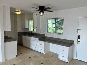 1417 14th St, Unit 4 in Santa Monica, CA - Foto de edificio - Building Photo