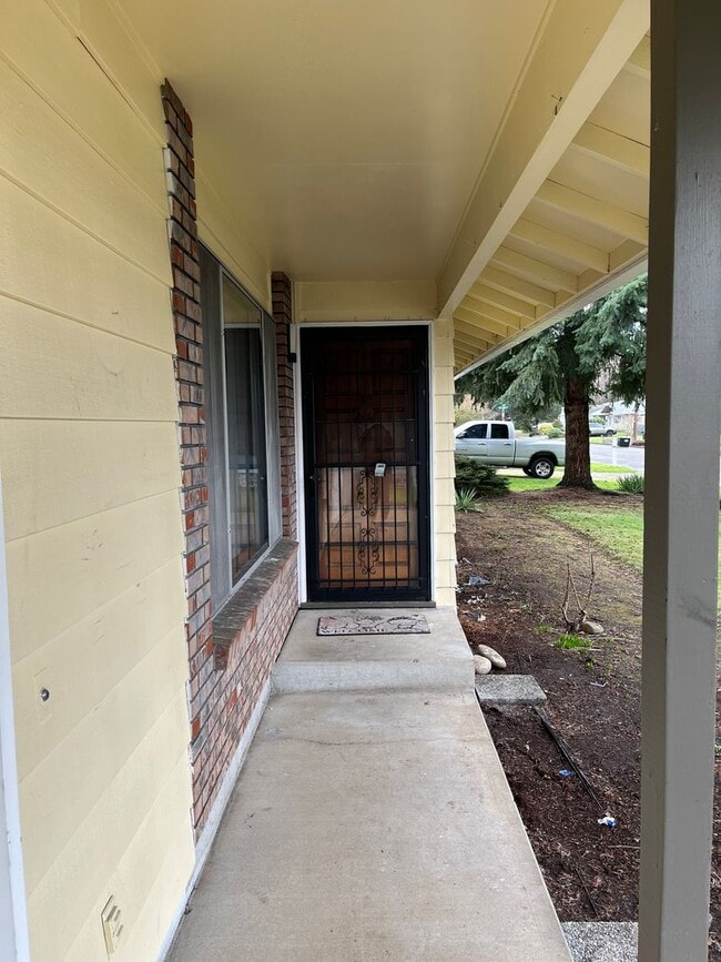 1113 Missoula Ave in Vancouver, WA - Building Photo - Building Photo