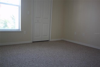 5703 Legacy Crescent Pl in Riverview, FL - Building Photo - Building Photo