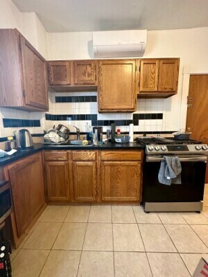 220 N Harvard St in Boston, MA - Building Photo