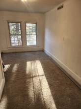 25 Blandford Stage Rd-Unit -2n floor in Russell, MA - Building Photo - Building Photo