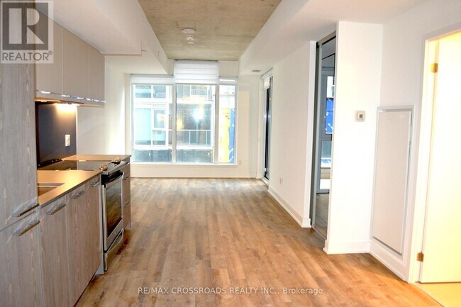 30-430 Baseball Pl in Toronto, ON - Building Photo - Building Photo