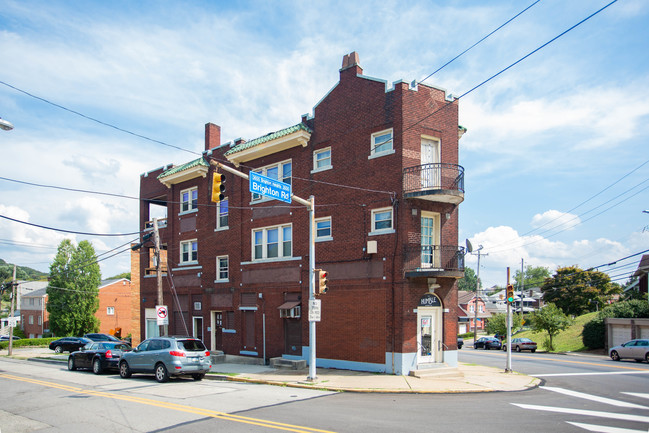 3596 Brighton Rd in Pittsburgh, PA - Building Photo - Building Photo