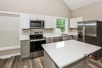 235 Linwood Rd in Mooresville, NC - Building Photo - Building Photo