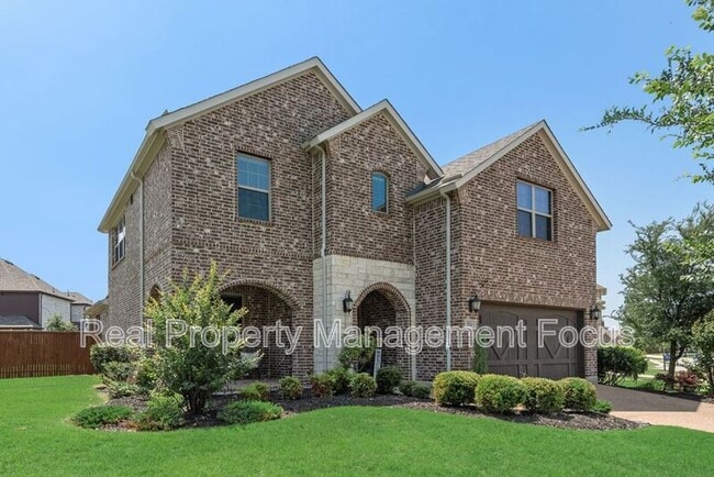 property at 2824 Village Creek St
