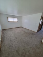 6810 W Morgan Ave in Milwaukee, WI - Building Photo - Building Photo