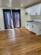 68 Chapel Hill Dr in Brentwood, NY - Building Photo - Building Photo