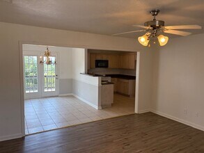 692 Holland Ridge Dr in La Vergne, TN - Building Photo - Building Photo