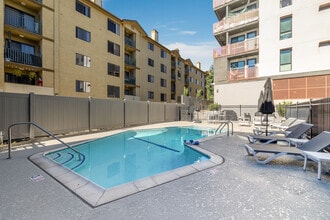 Arbor Crest on Fourth in San Diego, CA - Building Photo - Building Photo