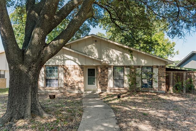 2426 Denmark Dr in Garland, TX - Building Photo - Building Photo