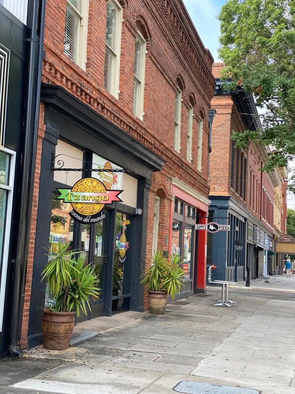 340 2nd St-Unit -Apt B1 in Macon, GA - Building Photo - Building Photo