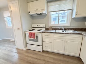 1199 Afton Dr in Sarnia, ON - Building Photo