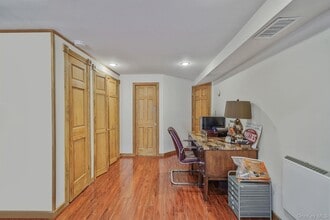 44 Fourth St in Brentwood, NY - Building Photo - Building Photo