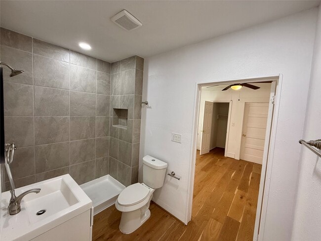 property at 2727 Old Houston Rd