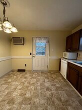 817 N Rogers Ave, Unit B in Endicott, NY - Building Photo - Building Photo