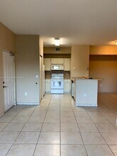 7300 NW 114th Ave in Doral, FL - Building Photo - Building Photo