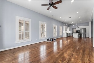 409 Paschall St in Houston, TX - Foto de edificio - Building Photo