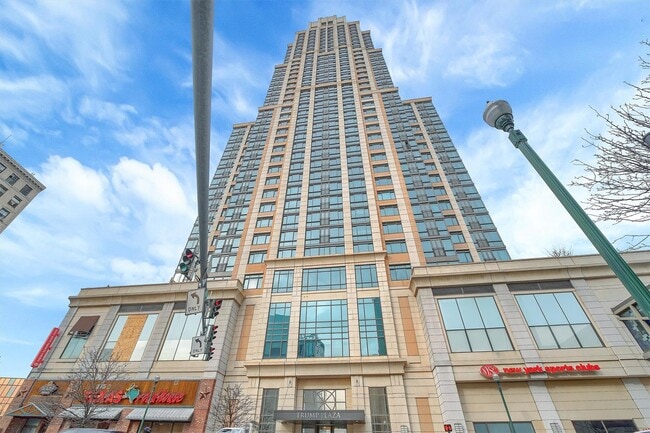 property at 175 Huguenot St