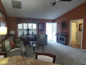 1327 Fort Lawn Loop in the Villages, FL - Building Photo - Building Photo