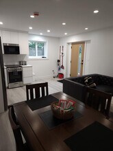 3149 Rupert St in Vancouver, BC - Building Photo - Building Photo