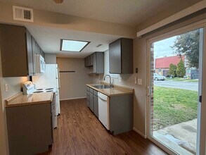 359 N 100 W in Centerville, UT - Building Photo - Building Photo