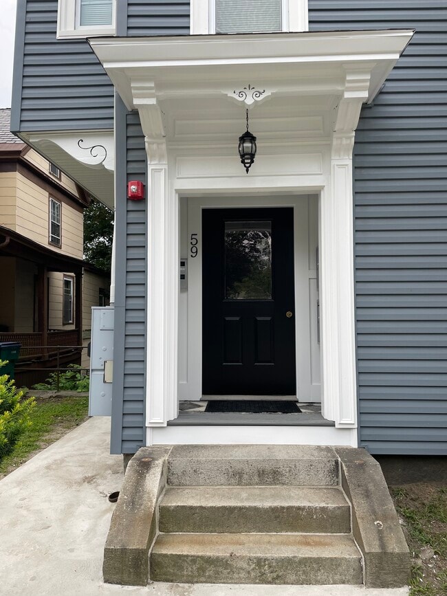 59 Nesmith St in Lowell, MA - Building Photo - Building Photo