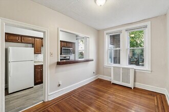 6227 Addison St in Philadelphia, PA - Foto de edificio - Building Photo