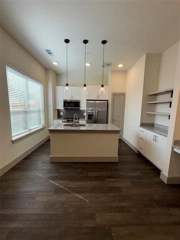 property at 2036 Oak Grove Ln