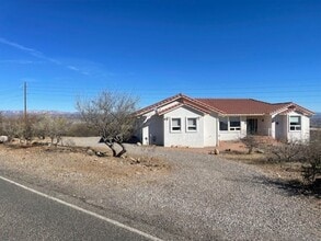 1121 Old Jerome Hwy in Clarkdale, AZ - Building Photo - Building Photo