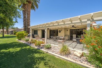 40314 Pebble Beach Cir in Palm Desert, CA - Building Photo - Building Photo