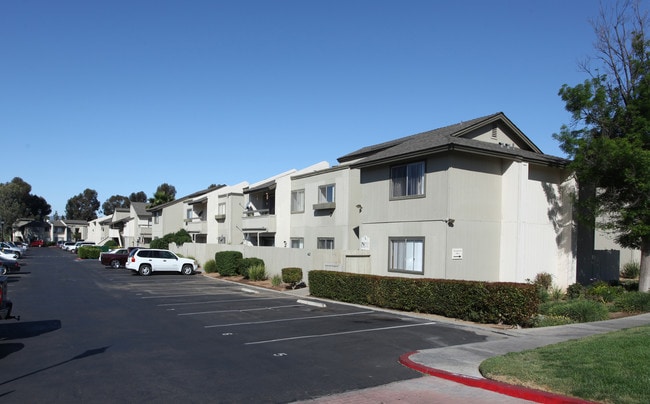 Terre at Creek in Ramona, CA - Building Photo - Building Photo