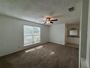 1802 St Williams St in Round Rock, TX - Building Photo - Building Photo