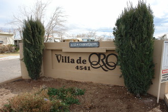 Villa De Oro in Las Vegas, NV - Foto de edificio - Building Photo