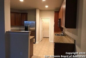8003 Jalane Park in San Antonio, TX - Building Photo
