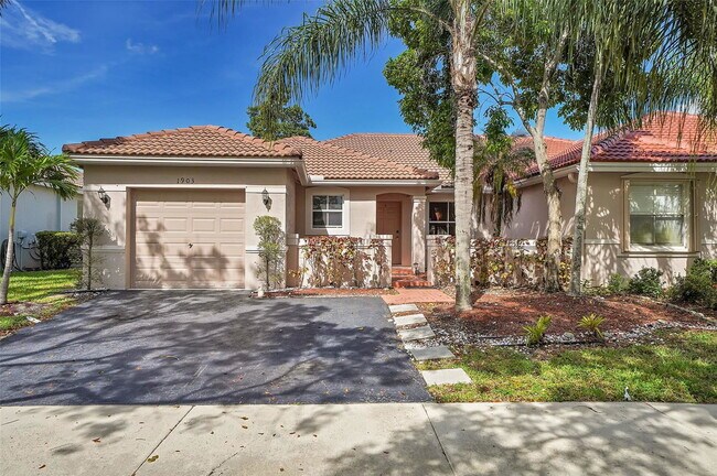 1903 Andromeda Ln in Weston, FL - Building Photo - Building Photo
