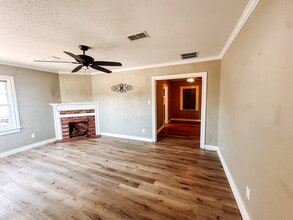2006 30th St in Lubbock, TX - Building Photo - Building Photo