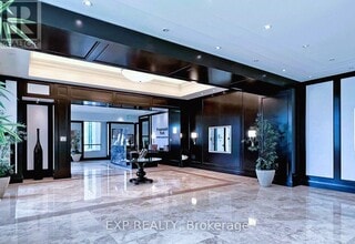 88 Promenade Cir in Vaughan, ON - Building Photo - Building Photo