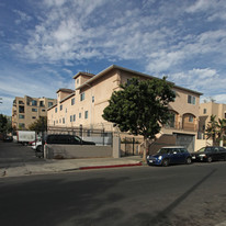 1531 N Serrano Ave Apartments