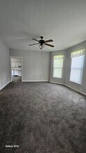 340 E Baker St in Bloomington, IL - Building Photo - Building Photo