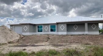 4501 20th St SW in Lehigh Acres, FL - Building Photo