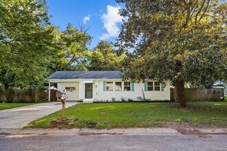 604 Annie Laura Dr in Birmingham, AL - Building Photo - Building Photo