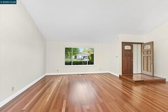 94 St Beatrice Ct in Danville, CA - Building Photo - Building Photo