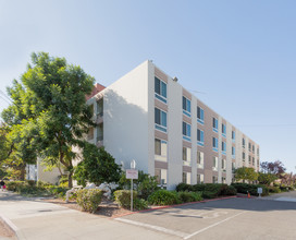 Valley Village Retirement Community in Santa Clara, CA - Building Photo - Building Photo