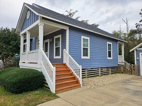 803 Lindsey Ln in Manteo, NC - Building Photo - Building Photo