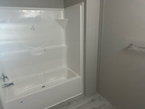 3523 Loveside Terrace in Lansing, MI - Building Photo - Building Photo