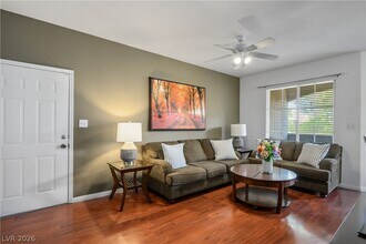 9000 S Las Vegas Blvd in Las Vegas, NV - Foto de edificio - Building Photo