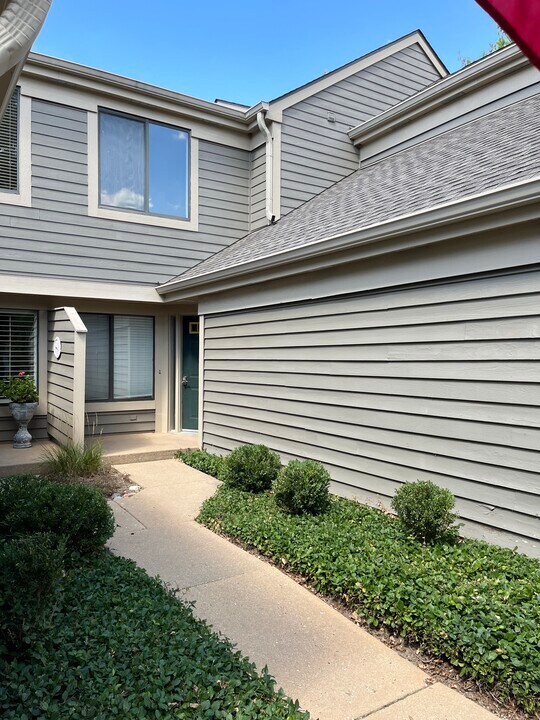 378 White Oak Ln in Lake Barrington, IL - Foto de edificio