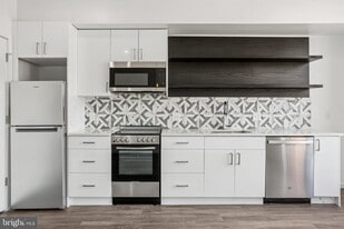 1201 Vine St in Philadelphia, PA - Building Photo