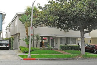 260 S Doheny Dr in Beverly Hills, CA - Building Photo - Building Photo