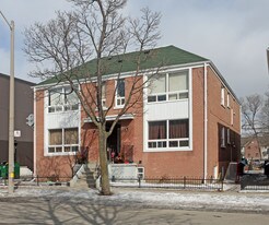 7 Norris Cres in Toronto, ON - Building Photo